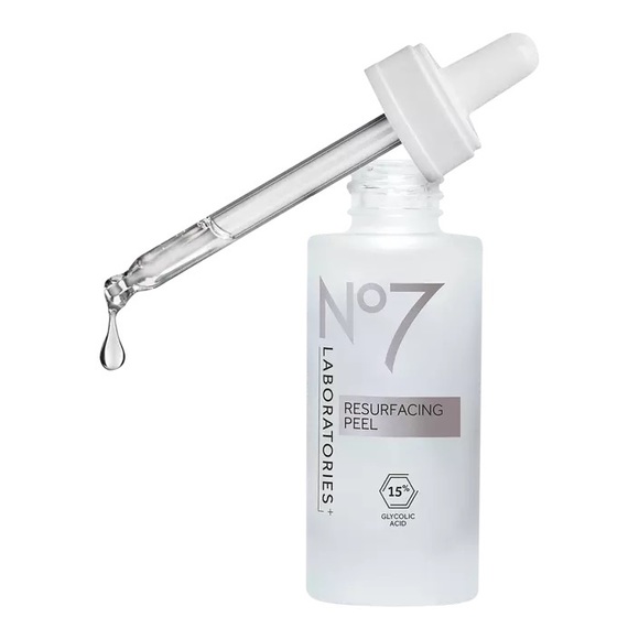 No7
Laboratories Resurfacing Peel 15% Glycolic Acid - Picture 4 of 9